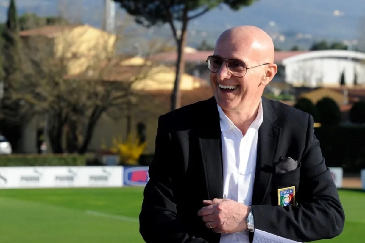 Arrigo Sacchi là người mở đầu cho xu thế này trong bóng đá